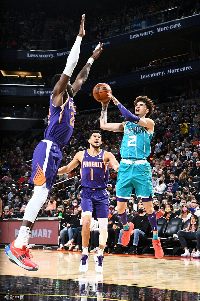 以微弱优势 以微弱优势