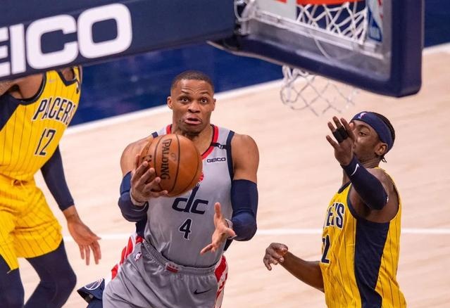 被进一步拉 被进一步拉